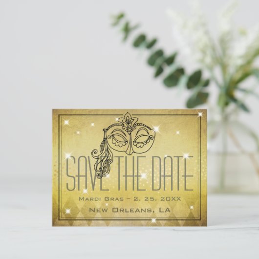 Mardi Gras Masquerade Maske Gold Save the Date Postkarte (Stehend Vorderseite)
