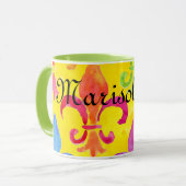 Mardi Gras Rainbow Lilie Monogram Tasse (Vorderseite Links)