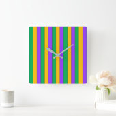 Mardi Gras Stripes Pattern Green Yellow Purple Quadratische Wanduhr (Zuhause)