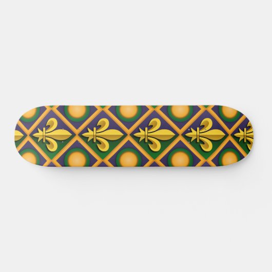 Mardi-Grasmuster mit goldenem Fleur-de-lis Skateboard (Horizontal)