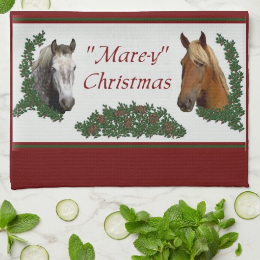 Mare-y Christmas Geschirrtuch (Gefaltet)