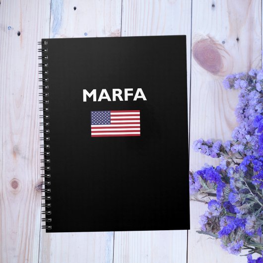 Marfa Texas USA American Flag Dark Color Notizblock
