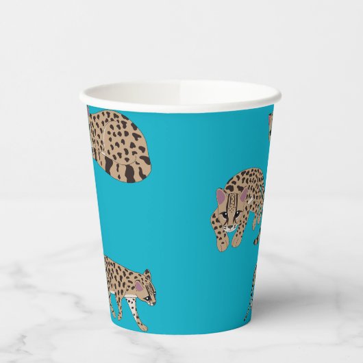 Margays Pappbecher (Links)