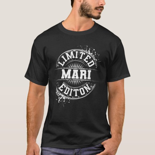 MARI Limited Edition Funny Personalisiert Name Gif T-Shirt (Vorderseite)