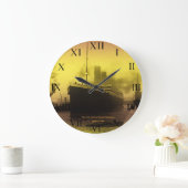 © MARIA MADRUGAS 121 Titanic-Departing Große Wanduhr (Zuhause)