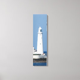 Marias Leuchtturm an der Küste Vertikale Leinwand