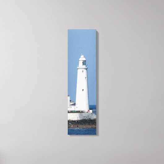 Marias Leuchtturm an der Küste Vertikale Leinwand (Vorderseite)