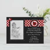 Marienkäfer-Foto-Geburtstag Inviation Einladung (Stehend Vorderseite)