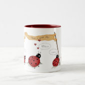 Marienkäfer-Parade-Tasse Zweifarbige Tasse (Mittel)