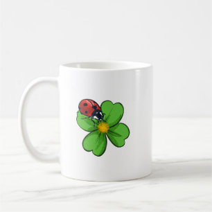 Marienkäfer und grüne Blätter Naturillustration Ve Kaffeetasse