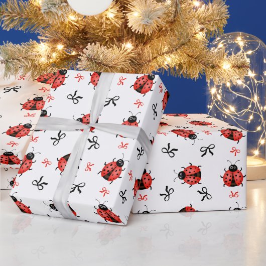 Marienkäfer und Schleifen Geschenkpapier (Feiertage)