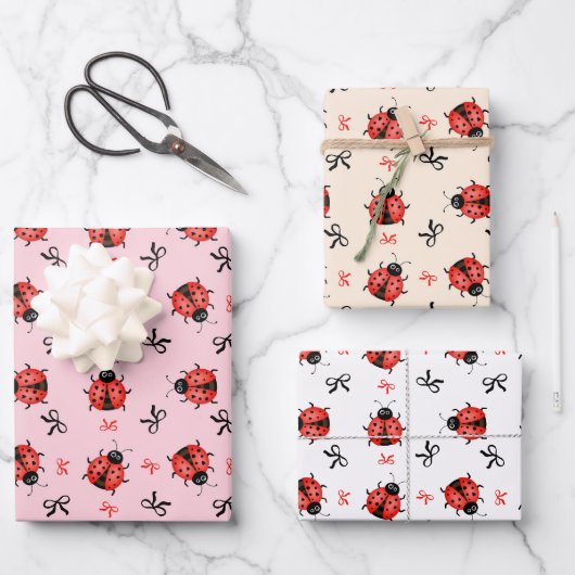 Marienkäfer und Schleifen Geschenkpapier Set (Vorderseite)