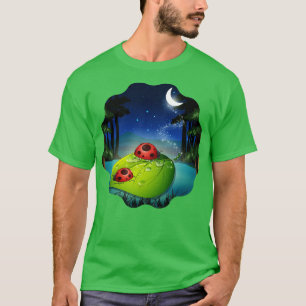 Marienkäfer unter dem Mond T-Shirt