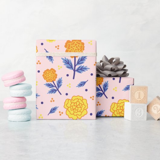 Marigold Floral Pink Wrapping Paper Geschenkpapier (Babyparty)