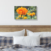 Marigold Orange Blume Naturfotografie Garten Leinwanddruck (Insitu (Schlafzimmer))