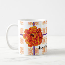 Marigolds und Biene Kaffeetasse