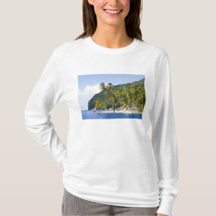 Marigot Bay, St. Lucia, Karibik T-Shirt