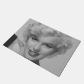 Marilyn der Blick 2 Fußmatte (Schrägansicht)