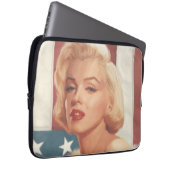Marilyn-Flagge Laptopschutzhülle (Vorne Rechts)