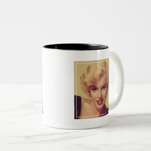 Marilyn im Schwarzen Zweifarbige Tasse (VorderseiteRechts)