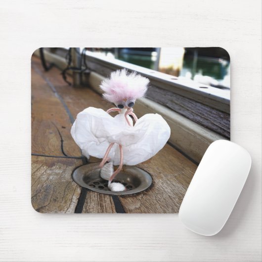 Marilyn Monroe pose in Witte rok door fubby. Mousepad (Mit Mouse)