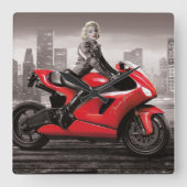 Marilyn's Motorrad Quadratische Wanduhr (Vorderseite)