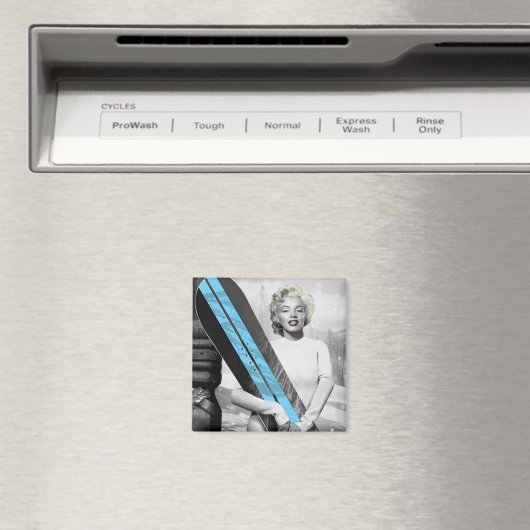 Marilyn's Snowboard Magnet (In Situ (Geschirrspüler))