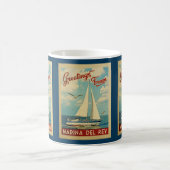 Marina del Rey Sailboat Vintage Kaffeetasse (Mittel)