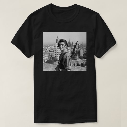 Marina Ginesta - Das Links ist wunderschön Essenti T-Shirt (Design vorne)
