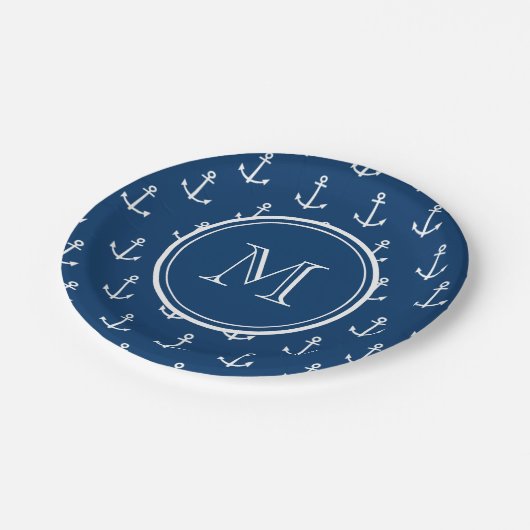 Marine-Blau-weißes Anker-Muster, Ihr Monogramm Pappteller (Schrägansicht)