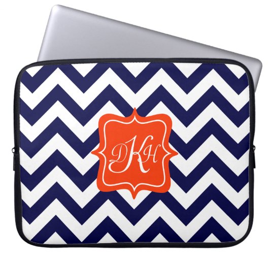Marine-Blau-Zickzack Monogramm Laptopschutzhülle (Vorderseite)