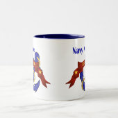 Marine-Kernwaffe ~ USS Nimitz Zweifarbige Tasse (Mittel)
