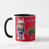 Marine Nutcracker mit wenig militärischem LKW Tasse (Links)