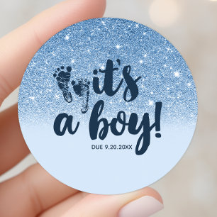 Marinebabyblau Glitter Ombre Es ist ein Junge Runder Aufkleber