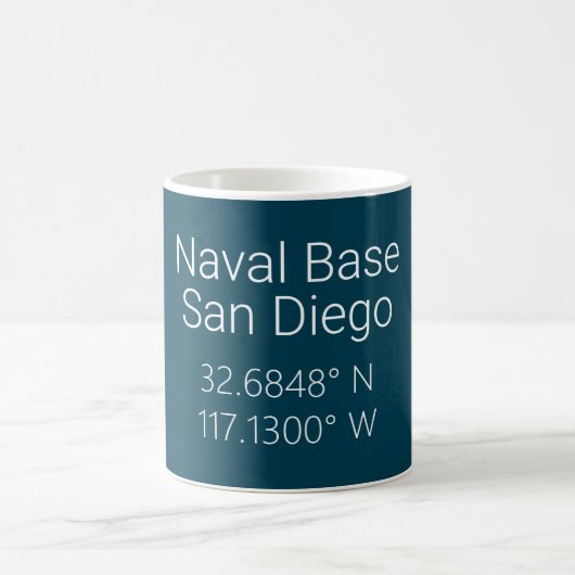Marinebasis San Diego Breitengrad Kaffeetasse (Mittel)