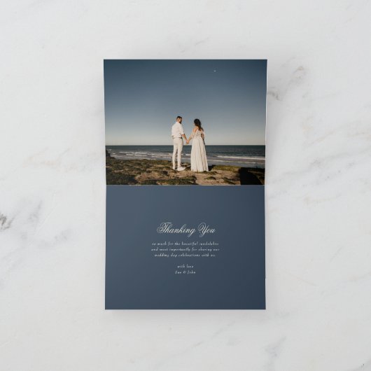 Marineblau Monogram Wappen Classic Elegant Wedding Dankeskarte (Innenseite)