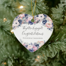 Marineblau-Rosa-Blumen-Herz-Verlobungs-Ornament
