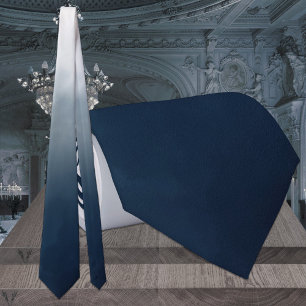 Marineblaue bis staubblaue Ombre-Monochrom-Hochzei Krawatte