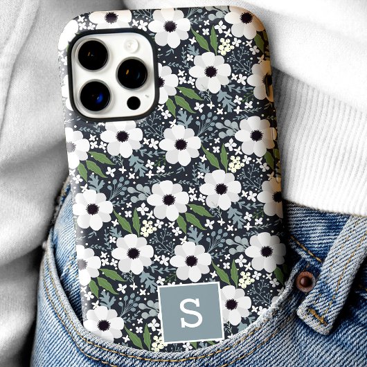 Marineblaues florales Monogramm Case-Mate iPhone Hülle