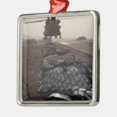 Marines befestigen Segellasten Silbernes Ornament (Links)