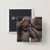 Marines falten eine amerikanische Flagge Button (Vorne & Hinten)