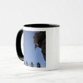 Marines wechseln Zeitschriften inmitten der Entlas Tasse (Vorderseite Links)