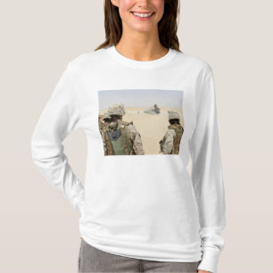 Marinesoldaten und Seeleute T-Shirt