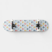 Maritimes Muster mit Ankern Skateboard (Horizontal)