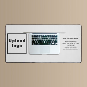 Markenbezeichnung auf White Desk Mat Schreibtischunterlage