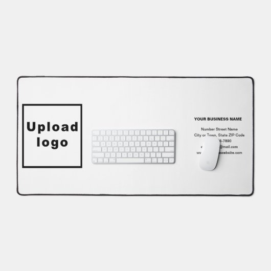Markenbezeichnung auf White Desk Mat Schreibtischunterlage (Tastatur & Maus)