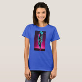 Markenlogo mit Frauenkörper T-Shirt (Vorne ganz)
