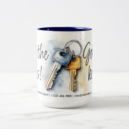Marketing "Keys Real Anwesen" Zweifarbige Tasse (Mittel)