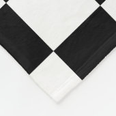Markierte Quadrate schwarz-weiß geometrischer Retr Fleecedecke (Ecke)
