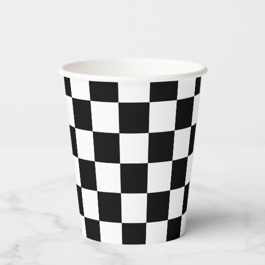 Markierte Quadrate schwarz-weiß geometrischer Retr Pappbecher (Rückseite)